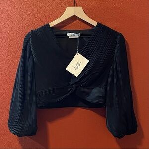 Love Bonito Women’s NWT Sunna Micro Pleated Black Front Knot Cropped Y2K Top